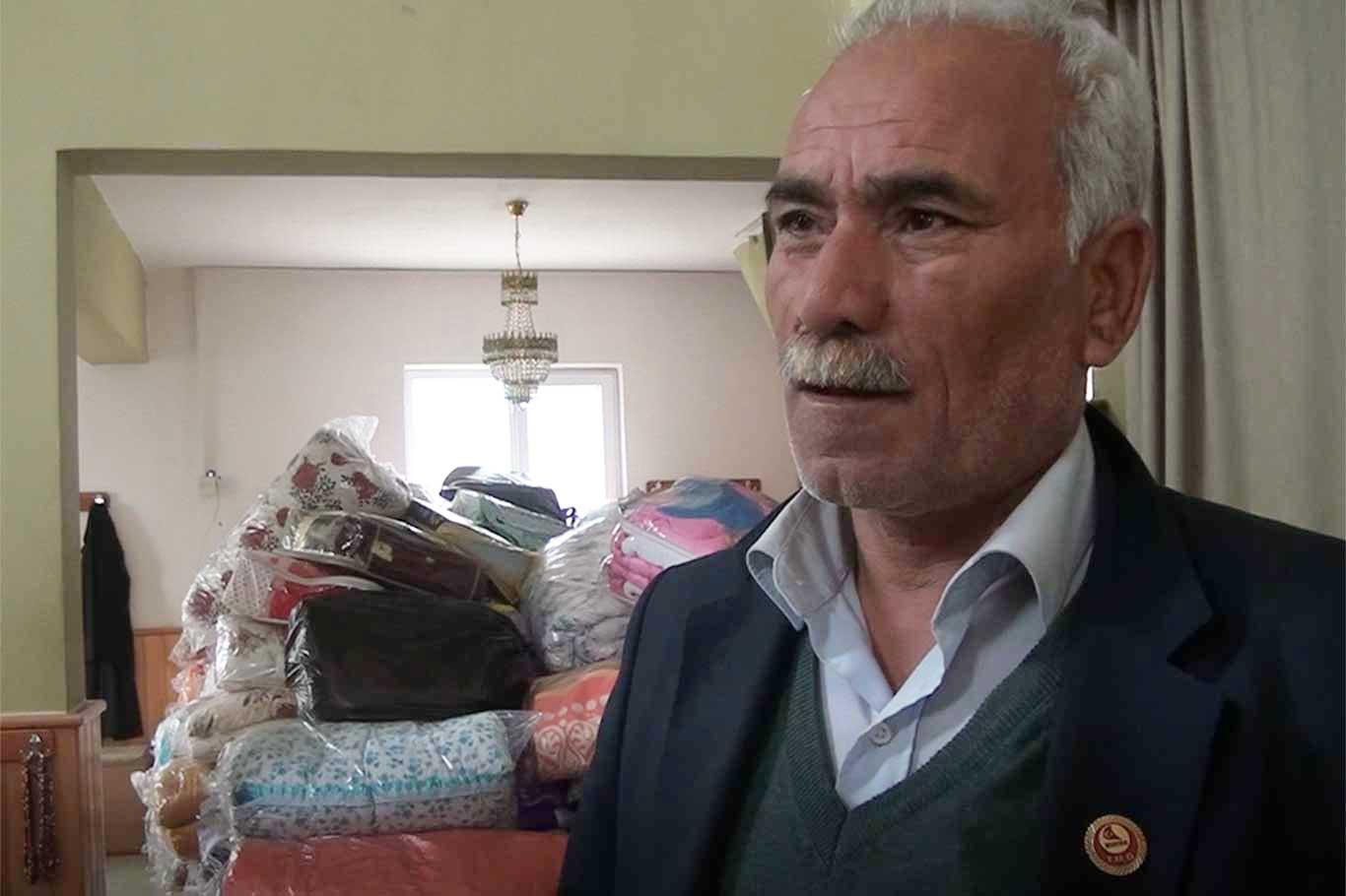 Bilek Mahallesi depremzedeler için topladıkları yardımları Umut Kervanı'na teslim etti Bilek Mahallesi depremzedeler için topladıkları yardımları Umut Kervanı'na teslim etti